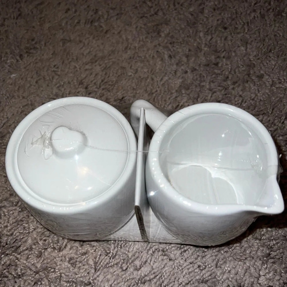 NWT Ceramic Cream and Sugar Set - Picture 4 of 5
